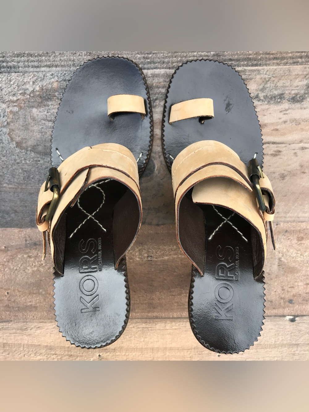 MICHAEL KORS 7 Suede Buckle Toe Loop Stacked Heel Embossed Leather Mule Sandals - Picture 14 of 16